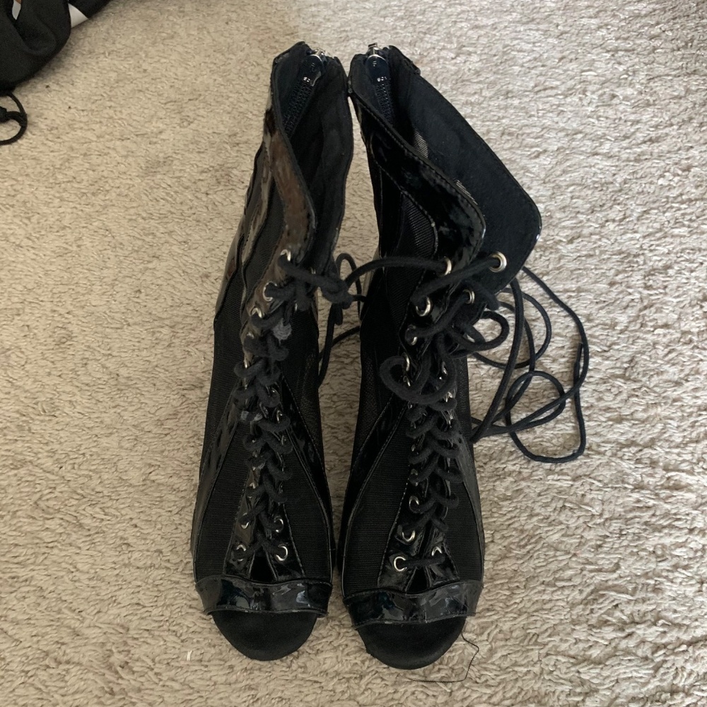 Burju dance heel booties black 6.5 - Picture 3 of 5